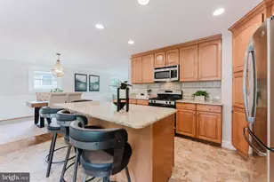 5034 Portsmouth Rd, Fairfax, VA 22032 - Photo 4