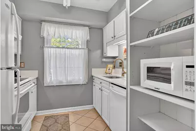5845 Rexford Drive #721, Springfield, VA 22152 - Photo 6