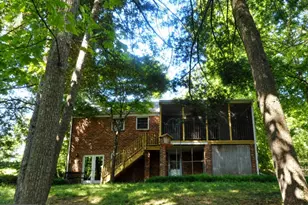 2527 Buckelew Dr, Falls Church, VA 22046 - Photo 18