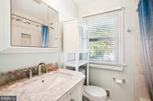 2405 Phillips Dr, Alexandria, VA 22306 - Photo 12