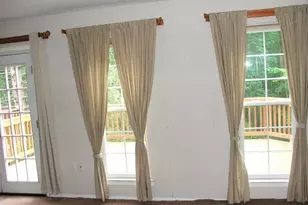10210 Sassafras Woods Ct, Burke, VA 22015 - Photo 2