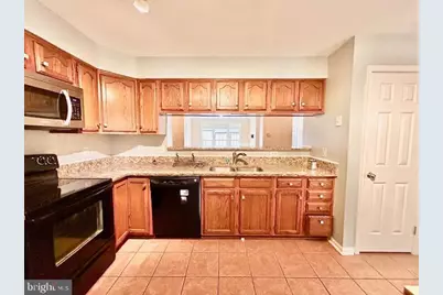 7503 Westmore Drive, Springfield, VA 22150 - Photo 8