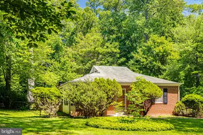 9216 Weant Drive, Great Falls, VA 22066 - Photo 6