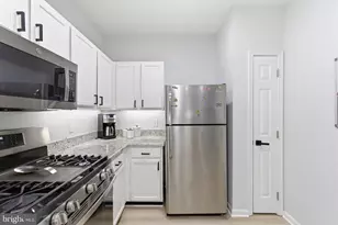 1700 Lake Shore Crest Dr, Reston, VA 20190 - Photo 14