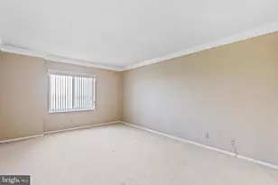 8370 Greensboro, McLean, VA 22102 - Photo 16