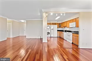 8370 Greensboro, McLean, VA 22102 - Photo 10
