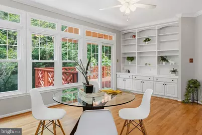 10008 Leamoore Lane, Vienna, VA 22181 - Photo 20