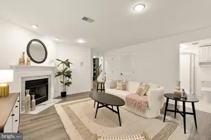 4024 Heatherstone Ct, Fairfax, VA 22030 - Photo 6