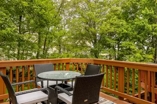 4024 Heatherstone Ct, Fairfax, VA 22030 - Photo 32