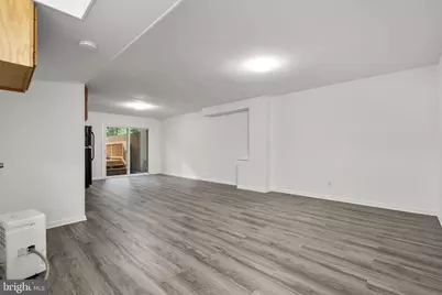 14894 Lambeth Square, Centreville, VA 20120 - Photo 24