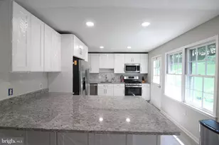 4918 Althea Dr, Annandale, VA 22003 - Photo 2