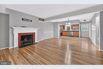 7601 Tiverton Drive, Springfield, VA 22152 - Photo 6