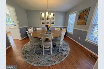 9926 Tartan Court, Vienna, VA 22181 - Photo 8