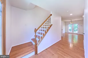 8508 Silverdale Rd, Lorton, VA 22079 - Photo 6