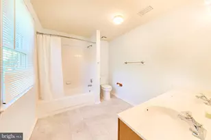 8508 Silverdale Rd, Lorton, VA 22079 - Photo 36