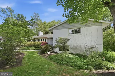 6817 Valley Brook Drive, Falls Church, VA 22042 - Photo 32