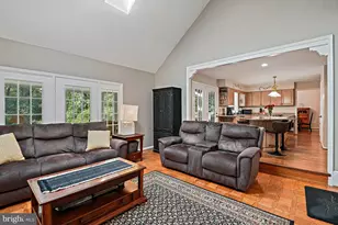 9830 Faust Dr, Vienna, VA 22182 - Photo 22