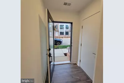 2008 Tysons Ridgeline, Falls Church, VA 22043 - Photo 4