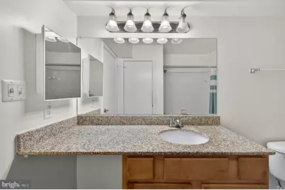 3179 Summit Square Drive #2-E1, Oakton, VA 22124 - Photo 32