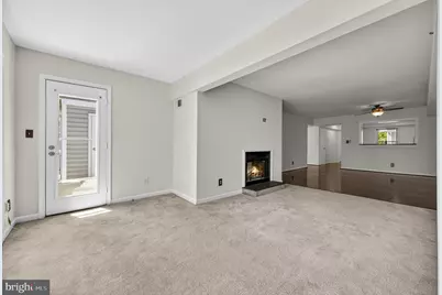 3179 Summit Square Drive #2-E1, Oakton, VA 22124 - Photo 32