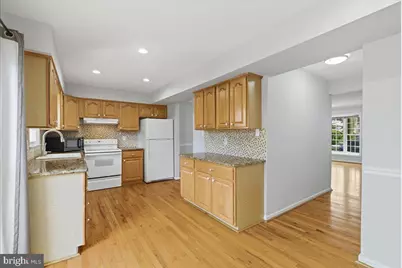 2988 Valera Court, Vienna, VA 22181 - Photo 12