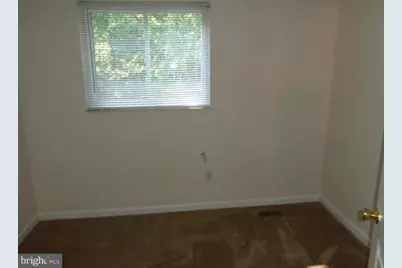 8190 Curving Creek Court, Springfield, VA 22153 - Photo 8