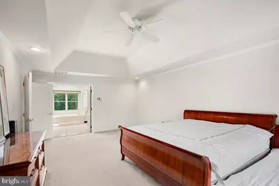 10243 Brittenford Drive, Vienna, VA 22182 - Photo 40