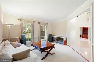 10243 Brittenford Dr, Vienna, VA 22182 - Photo 10