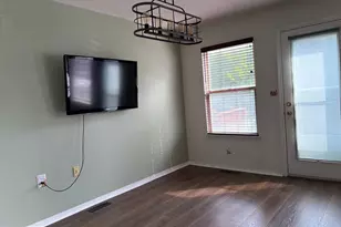 14647 Seasons Dr, Centreville, VA 20120 - Photo 6