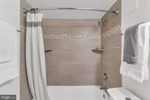 9702 Kingsbridge Dr, Fairfax, VA 22031 - Photo 14