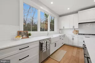 1304 Gahant Rd, Alexandria, VA 22308 - Photo 18