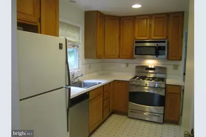 3220 Dashiell Road, Falls Church, VA 22042 - Photo 2