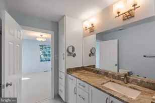 6860 Williamsburg Pond Ct, Falls Church, VA 22043 - Photo 32