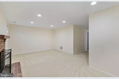 6860 Williamsburg Pond Court, Falls Church, VA 22043 - Photo 36