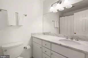 7001 Dunningham Pl, McLean, VA 22101 - Photo 22