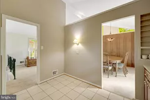 8803 Kenilworth Dr, Springfield, VA 22151 - Photo 14