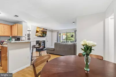 11705 Summerchase Circle, Reston, VA 20194 - Photo 14
