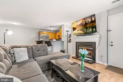 11705 Summerchase Circle, Reston, VA 20194 - Photo 6