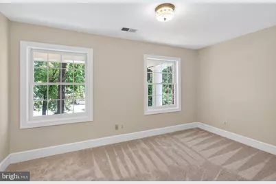8130 Viola Street, Springfield, VA 22152 - Photo 32