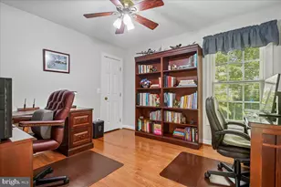 7826 Preakness Ln, Fairfax Station, VA 22039 - Photo 36