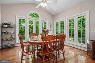 7826 Preakness Ln, Fairfax Station, VA 22039 - Photo 16