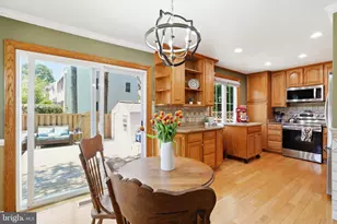 5433 Lighthouse Ln, Burke, VA 22015 - Photo 4