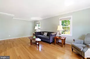 5433 Lighthouse Ln, Burke, VA 22015 - Photo 12