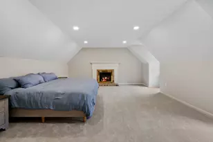 9718 Locust Hill Dr, Great Falls, VA 22066 - Photo 20
