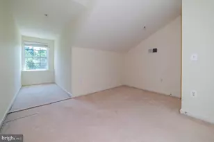 4191 Lochleven Tr, Fairfax, VA 22030 - Photo 30