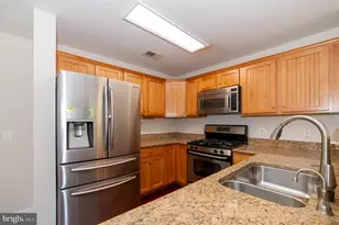 4191 Lochleven Tr, Fairfax, VA 22030 - Photo 10