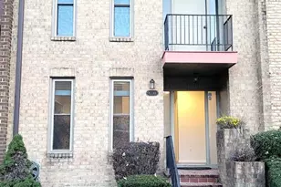 1730 Cy Ct, Vienna, VA 22182 - Photo 2