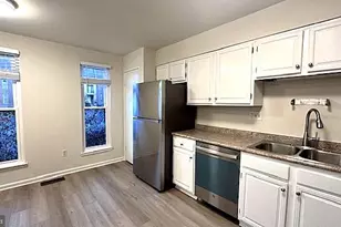 1730 Cy Ct, Vienna, VA 22182 - Photo 6
