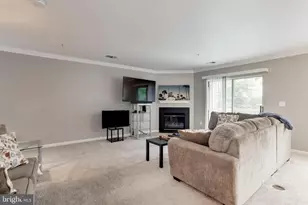 12852 Fair Briar Ln, Fairfax, VA 22033 - Photo 2