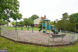 926 Moorefield Creek Rd SW, Vienna, VA 22180 - Photo 30